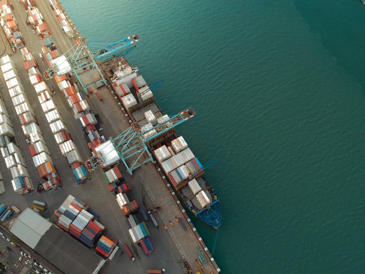 BUNKERSPOT Feature: IME Director Hamed Fathi Explores Russian Sanctions and Bunkering Dynamics